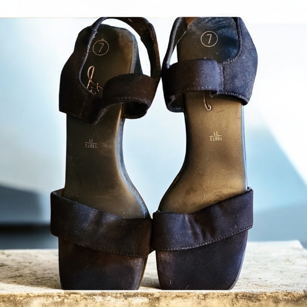 Elegant Black Women's Sandals